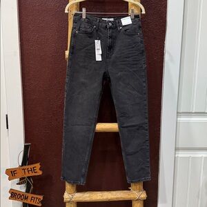 Black High-Waisted Jeans